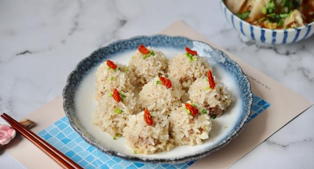 糯米丸子蒸多久好吃 34f2924ce5004d94aa3fd064e0c9c76a.jpeg