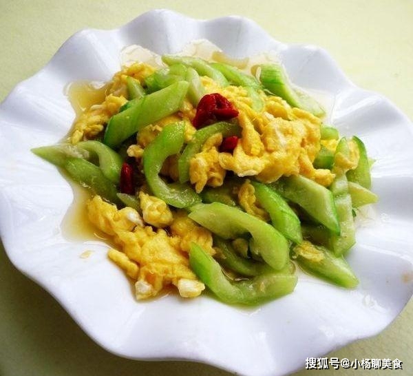 哪些菜炒的时候需要放糖 3543ddc4ae3343bc89a35d869d700ac5.jpeg