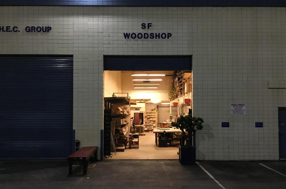 80后海归硕士当木匠把家具做到了极致