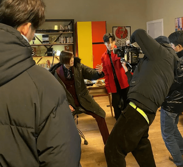 飘柔哥找哥哥33年终团聚保姆拐走主人的孩子弟弟为寻亲学艺