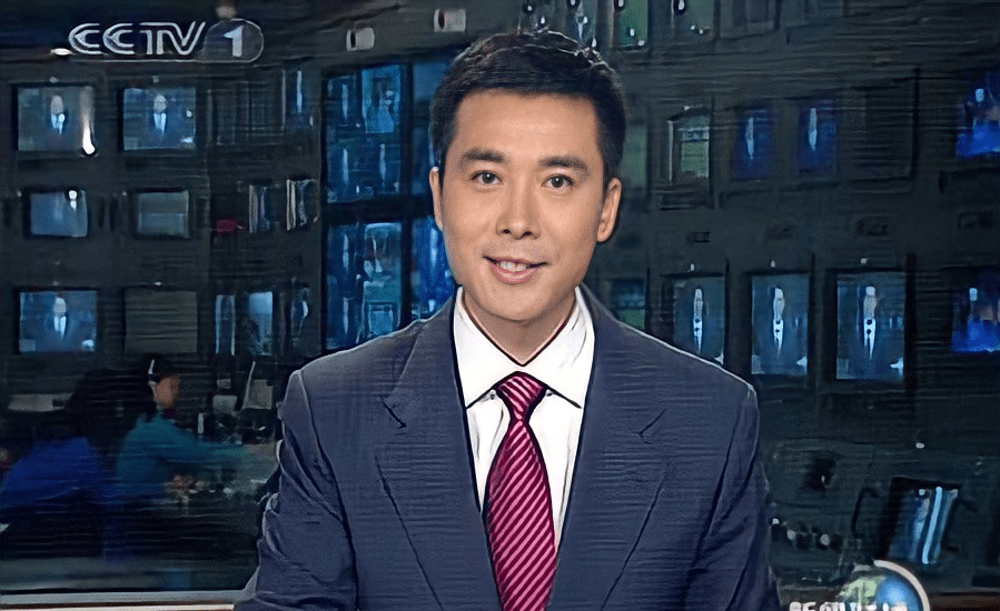 最帅国脸郭志坚央视主持23年却因屡次出错被嘲靠脸进央视