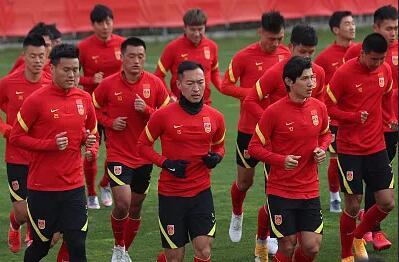 粤媒：世预赛是中国足球一面镜子 伪职业现象层出不穷_五大联赛