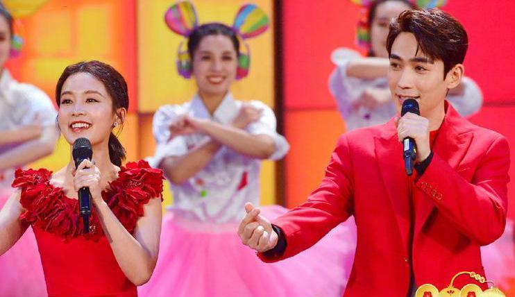 原创湖北籍明星纷纷捐款支援武汉朱一龙100万李现40万刘亦菲50万