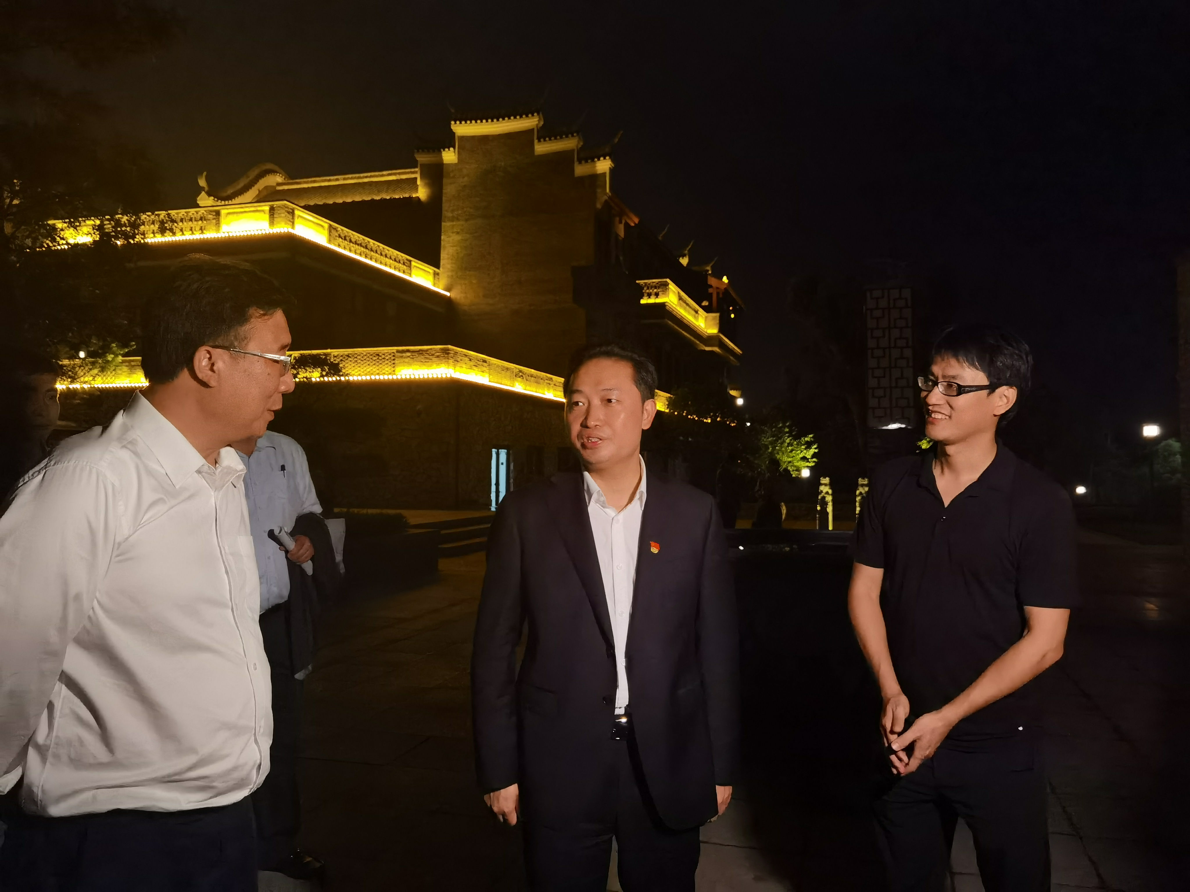 郴州市委副书记代市长吴巨培率队深入郴州长卷调研