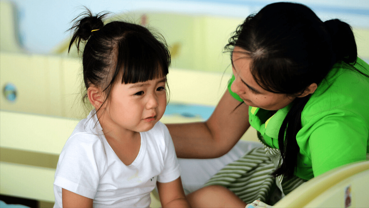 孩子在幼兒園發生爭執,家長們都如何看待?_小朋友