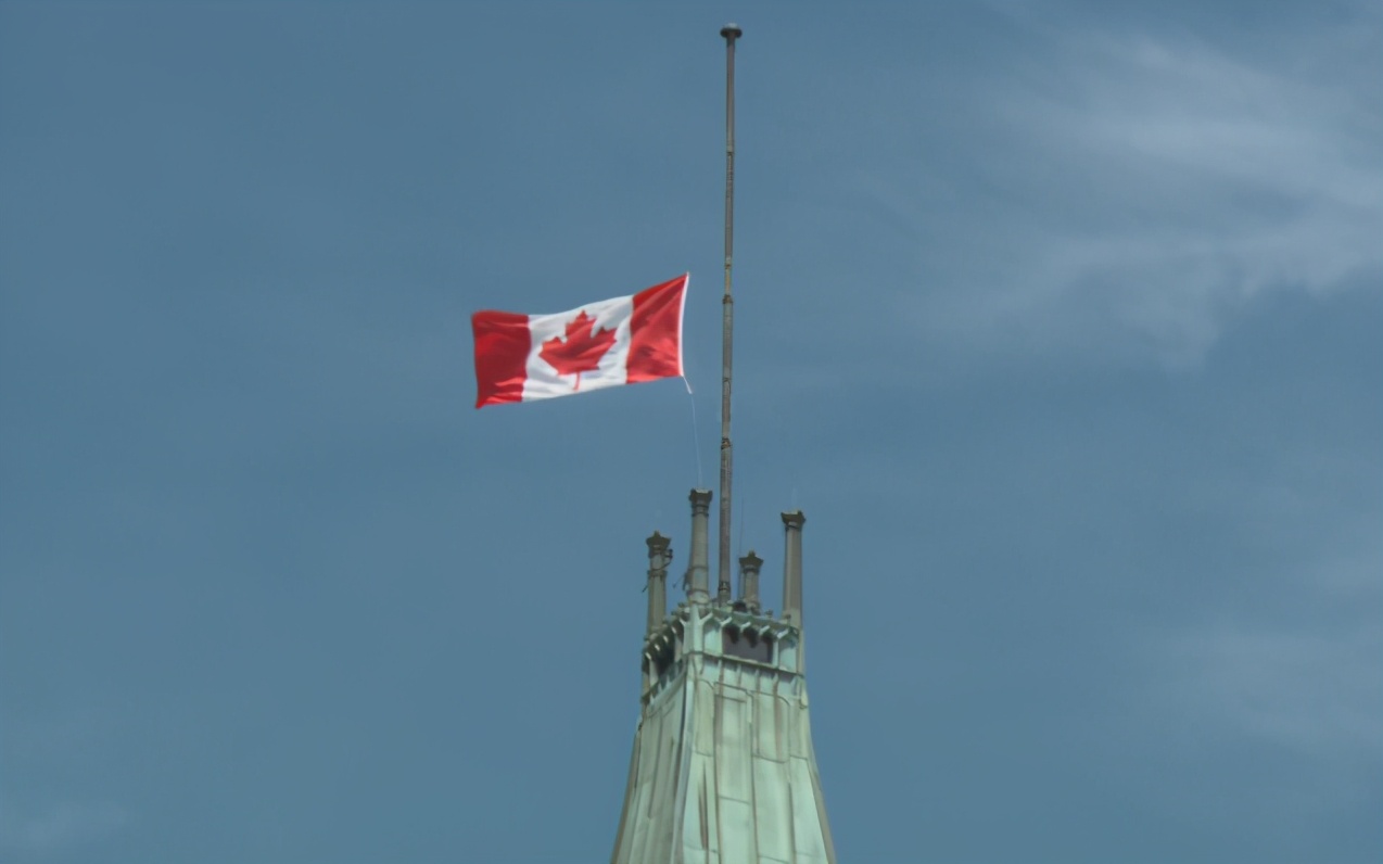 加拿大全国降半旗致哀!杜鲁多发声:勿忘国耻!