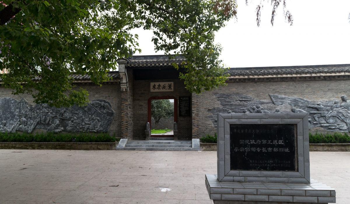 父亲去世多年已立碑 母亲于一月前去世 现在能把母亲的名子刻在墓碑上吗 X3f 父亲去世墓碑如何刻 自媒体热点