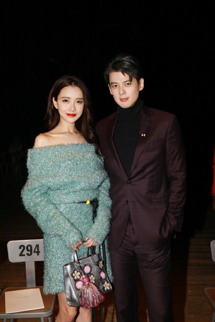 黄一琳婚纱_黄一琳性感图片(2)