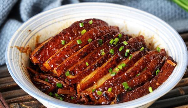 色泽鲜艳,入口即化, 扣肉其实超级简单, 年夜饭压轴菜, 看完收藏