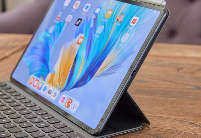 强劲|华为 MatePad Pro 12.6 图赏：简约无感，强劲内芯