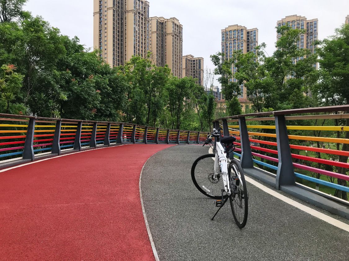 府河摄影公园绿道一段.