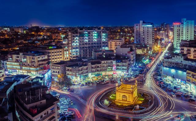 原创卡拉奇港搏鲨,足足3米多长,钓起来真是过瘾