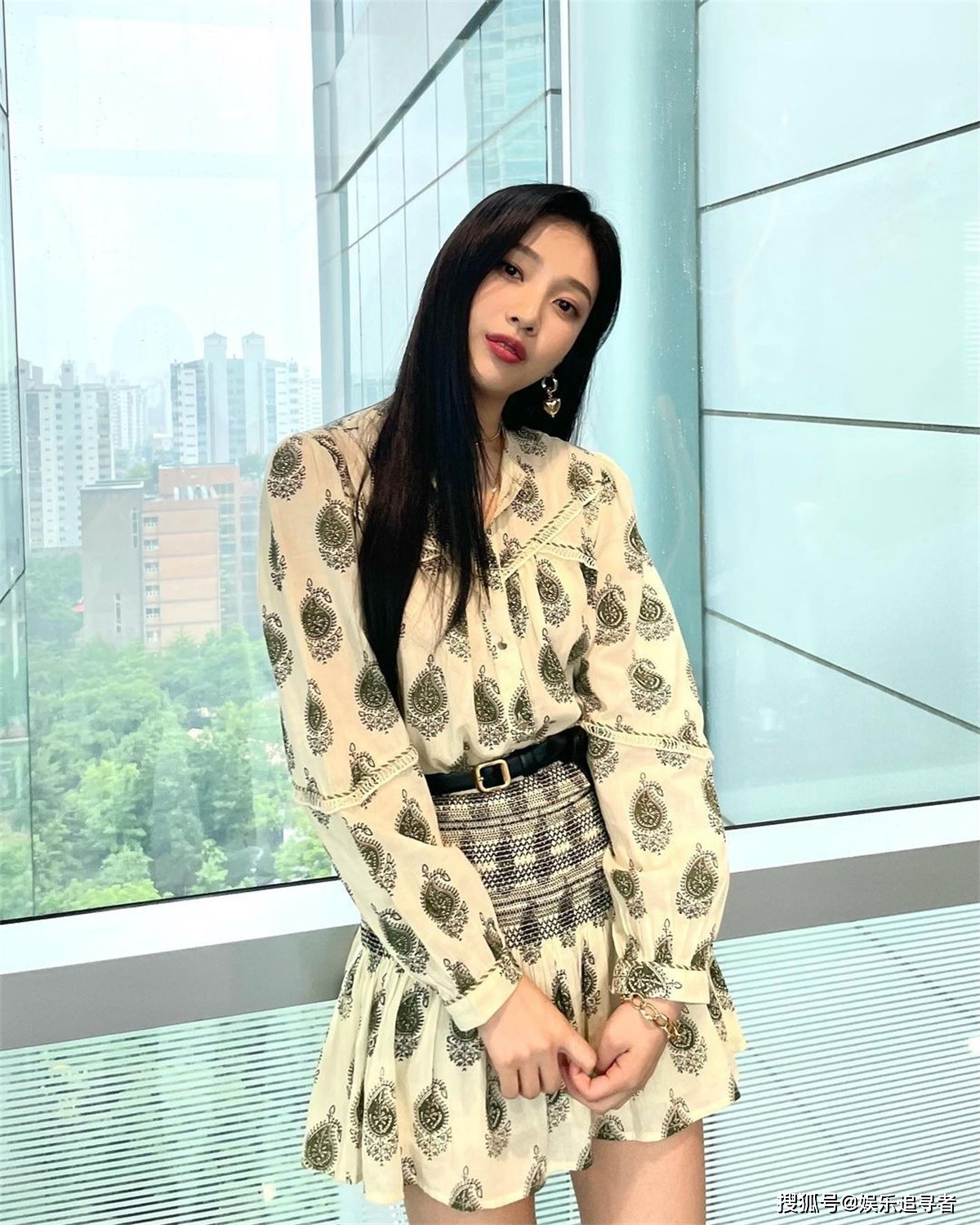 red velvet joy的首秀舞台遭吐槽不仅假唱而且舞台简陋