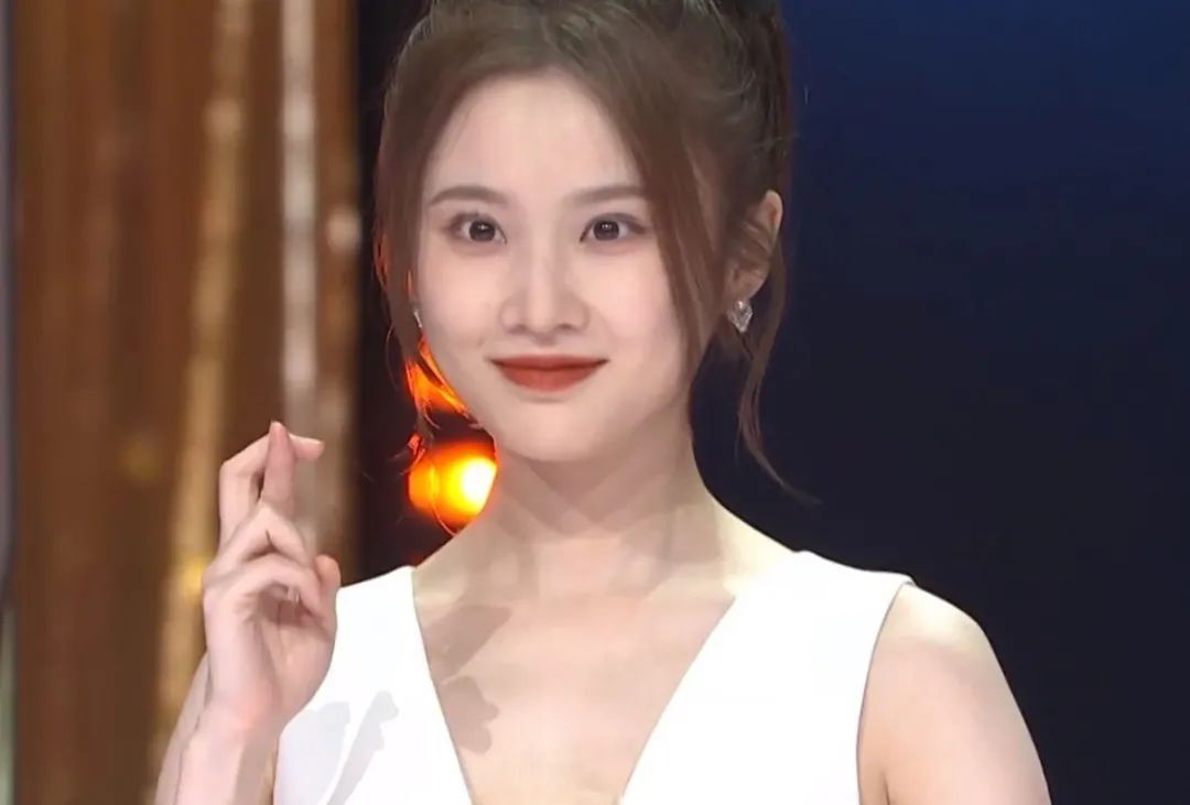 《欢乐颂》新五美首次公开亮相,闺蜜合照暴露真实关系