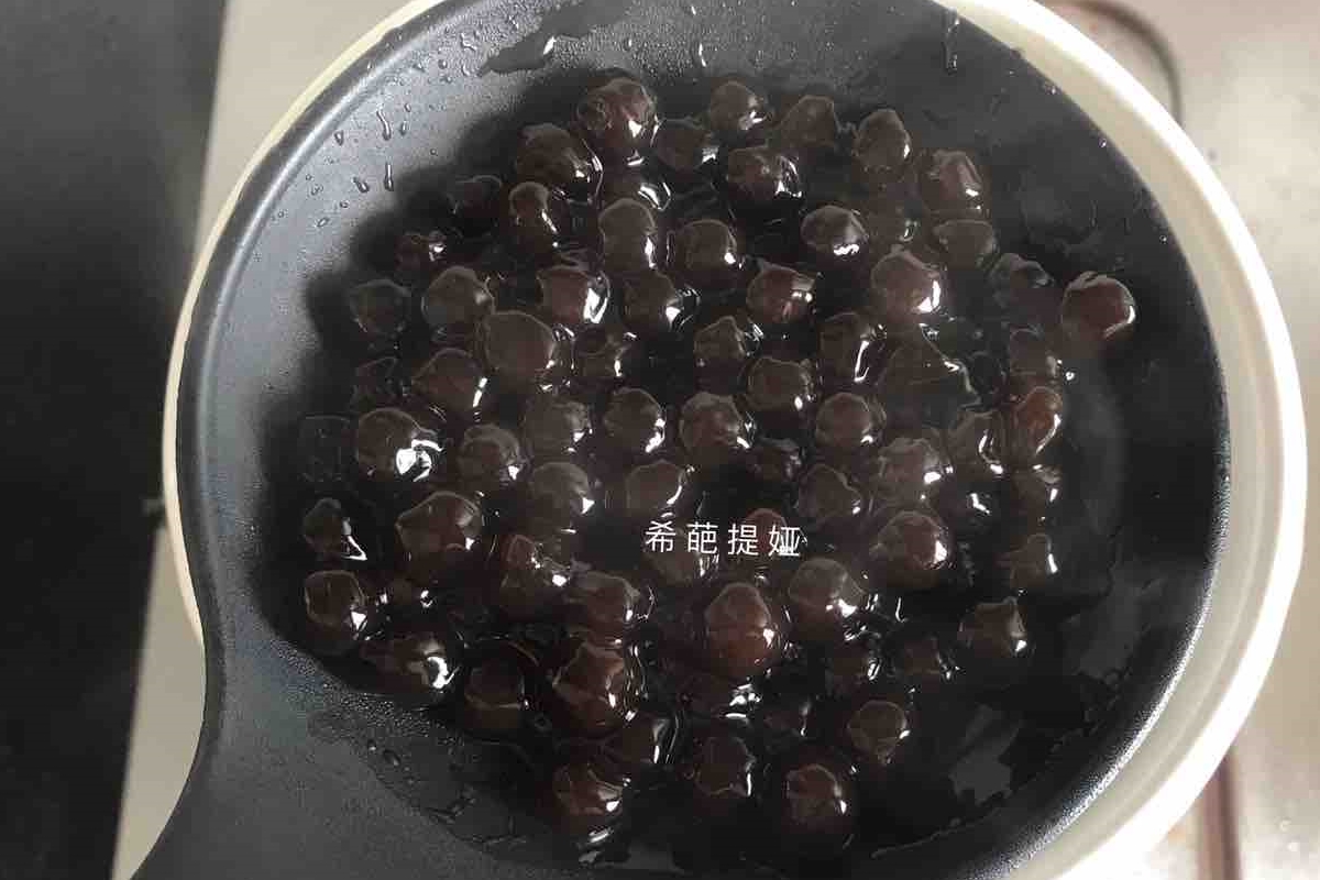 哈密瓜怎么切成小丁 750fd45008794990ba599e060efd6fed.jpeg