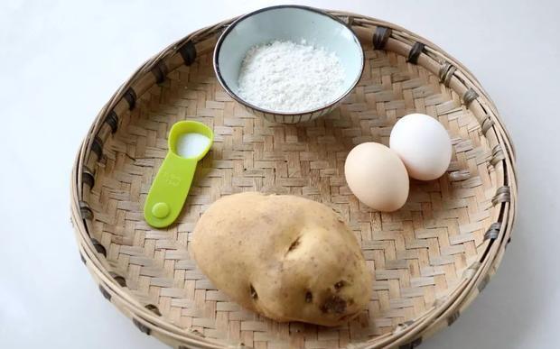 婴儿几个月吃盐和油 b8b53c40847042b2bd42c3ae0610ab9d.jpeg