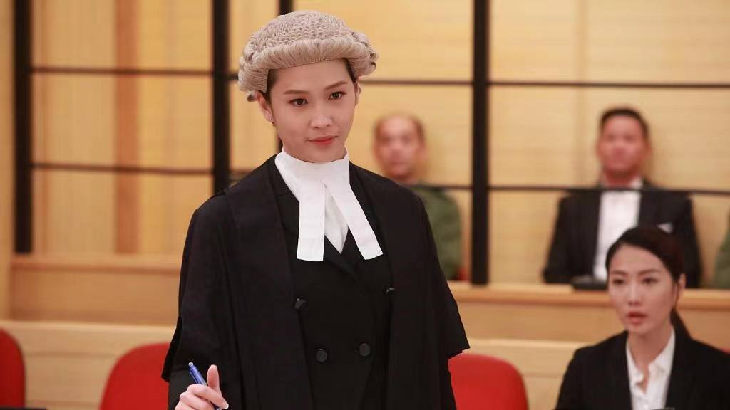 蒋祖曼演大律师被赞有型,无惧定型制服角色,大赞黄智贤完美