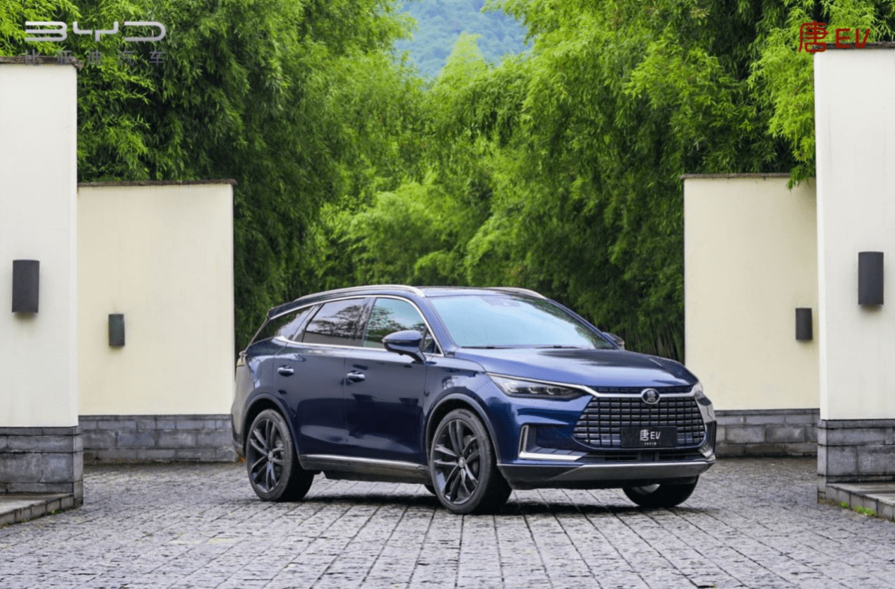 佩刀的2021款唐ev感受到底如何我们替你尝鲜体验了一下