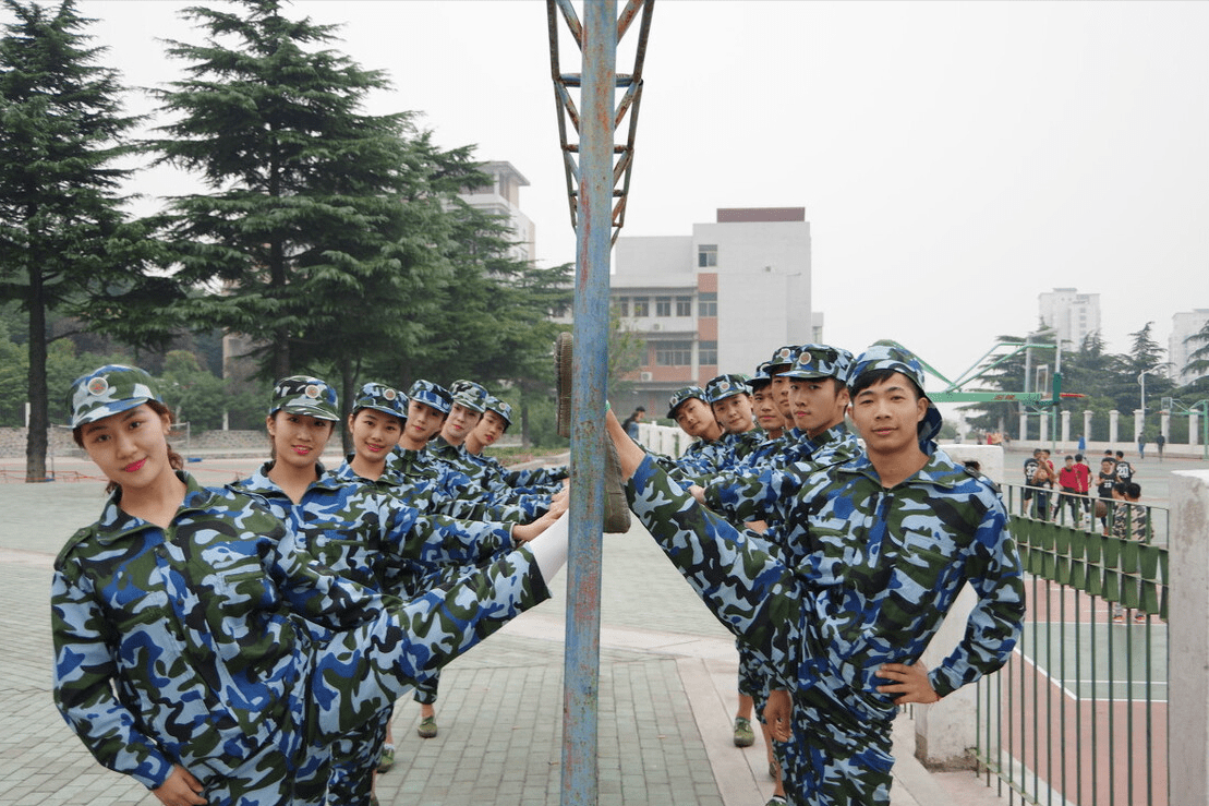 什么时候高中军训 5296c8cce9c0430abf1c54d46c85df3e.png
