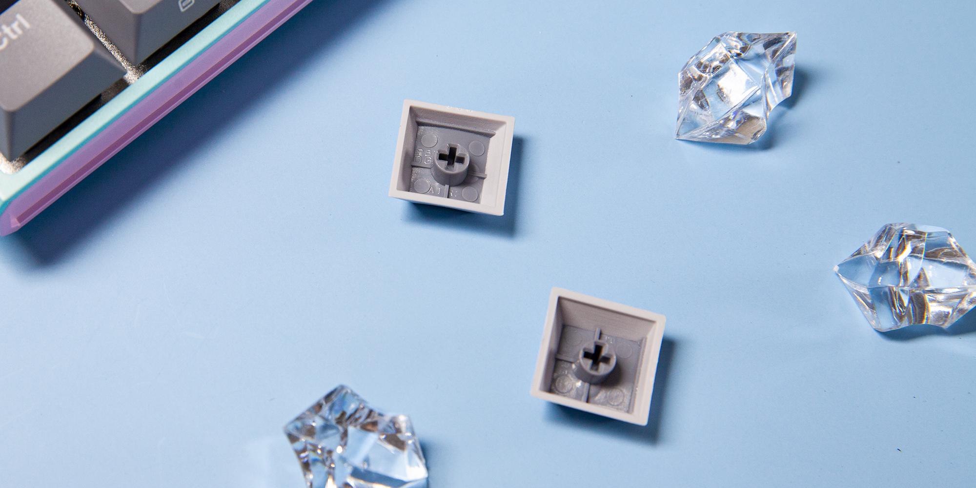 摒弃樱桃 618“抢鲜”入手新款全系定制佳达隆轴体的杜伽K330w