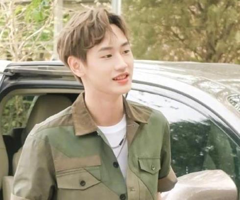 原创创造营刘璋黑历史被扒曾多次侮辱女性何炅称他为家人