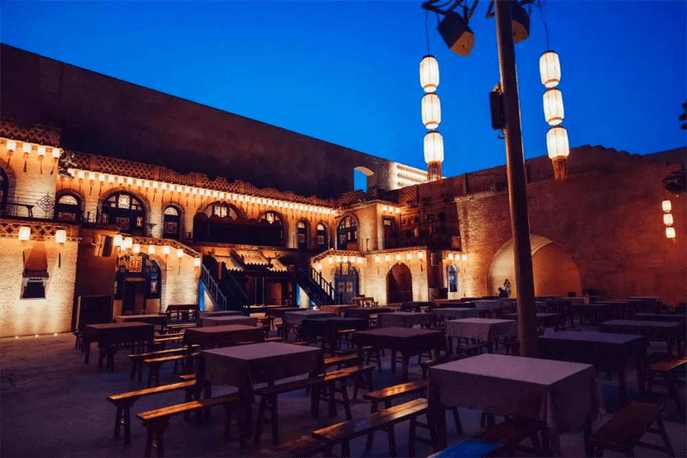 "只有河南"是王潮歌的一次艺术突破,也是文旅商业模式的一次革新