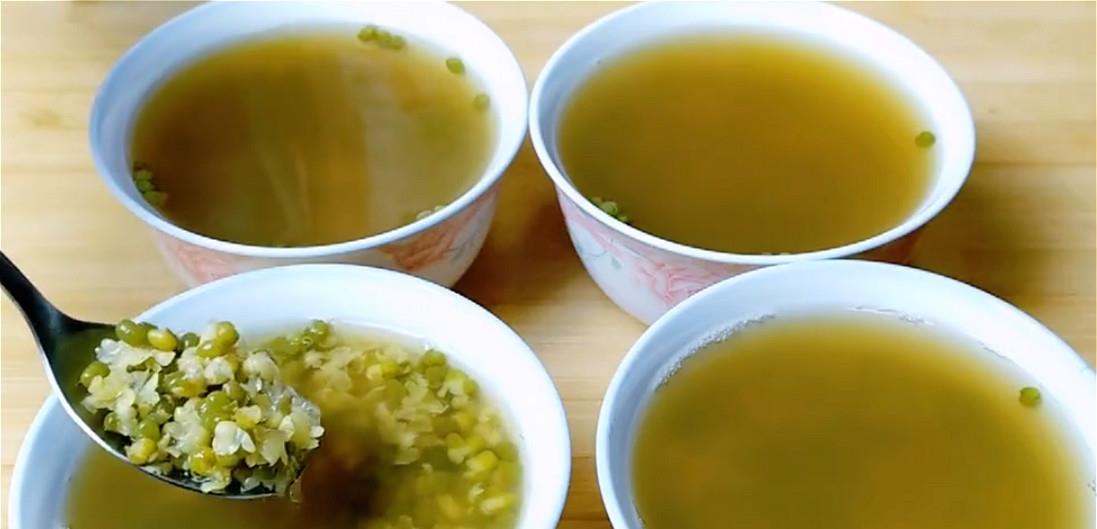 绿豆糖水夏天消暑甜品 清热解毒又止渴 营养好喝 下火良品 清水 绿豆糖水夏天消暑甜品 清热解毒又止渴 营养好喝 下火良品 清水
