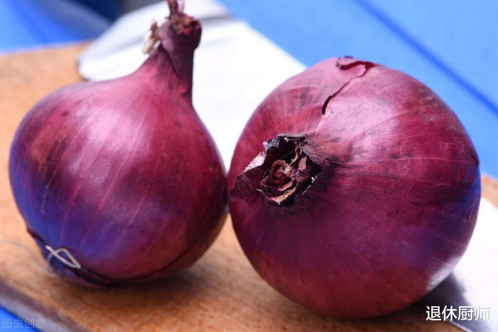 洋葱怎么挑只要记住这3个小技巧保证新鲜不花冤枉钱