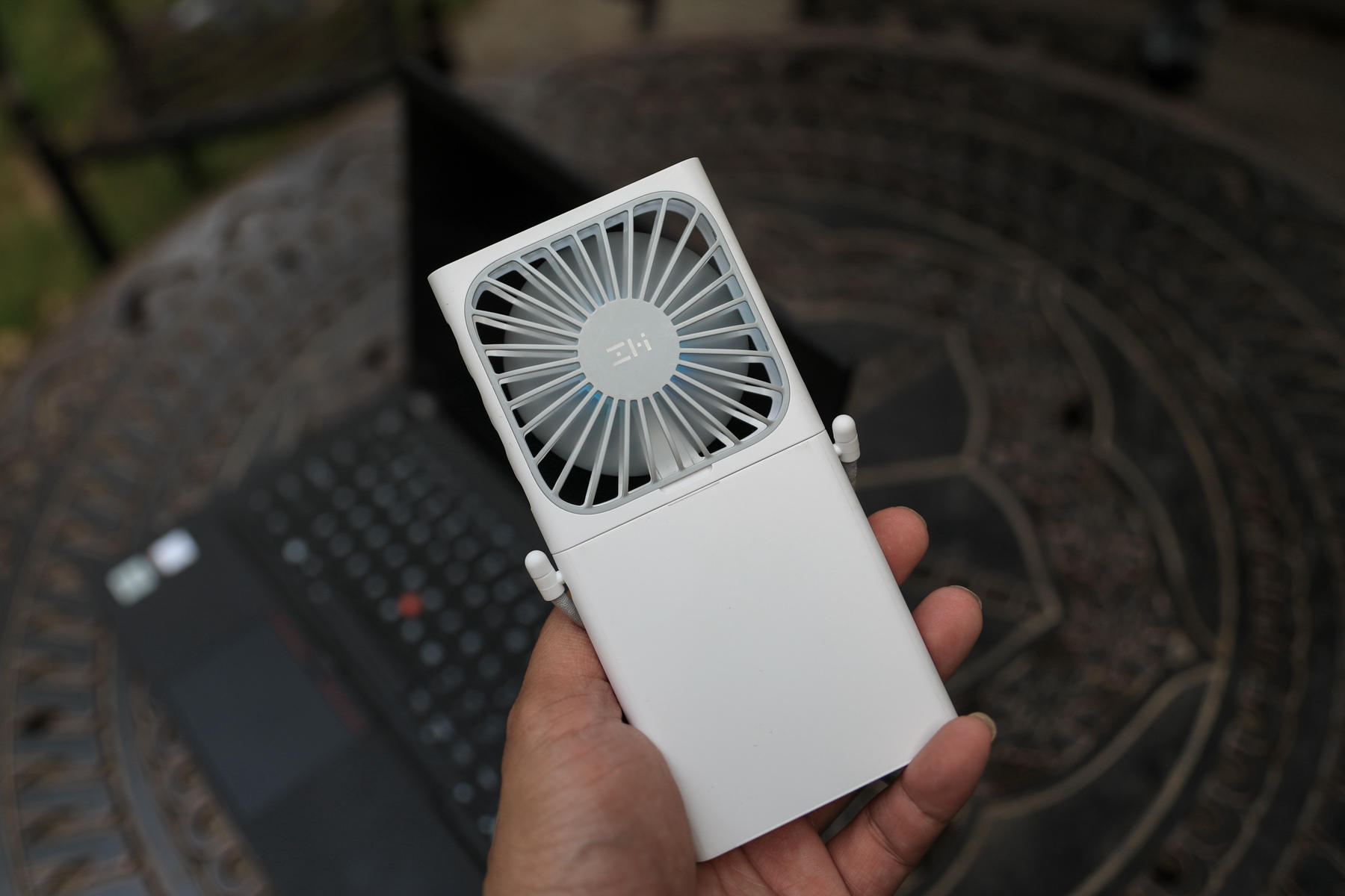 这个夏天，有你的陪伴就好！ZMI紫米挂脖折叠风扇评测