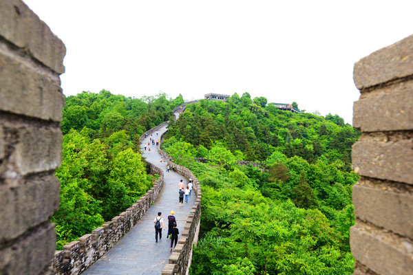 南昌怪石岭上建了一条"长城",却只能称为"观光长廊",这是为啥