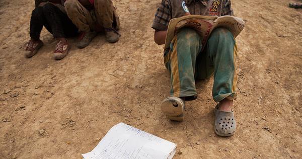 b站up主墨茶的灰暗人生,大凉山的贫困谁人知?