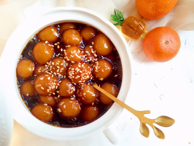 香甜软糯的红糖糯米小圆子,营养滋补,适合女性吃的小甜品