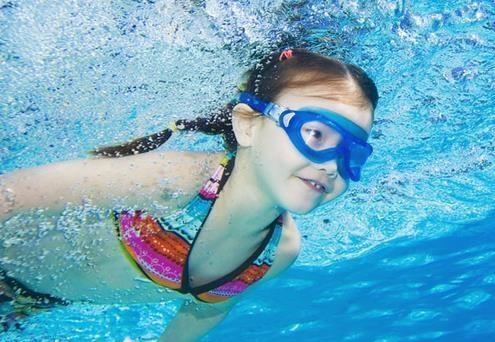 游泳排名_游泳图片卡通