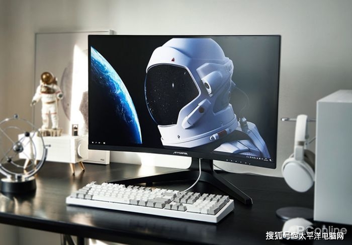 怎么选电脑显示屏曲面屏 edd5bbbc659341acbc3465a863268e12.jpeg