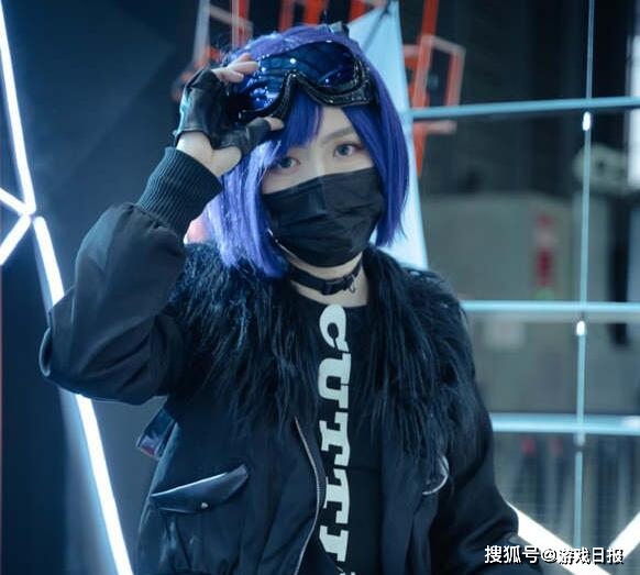 海猫|游戏圈第二个“剑网三”？策划强行送东西，制作人自己出COS