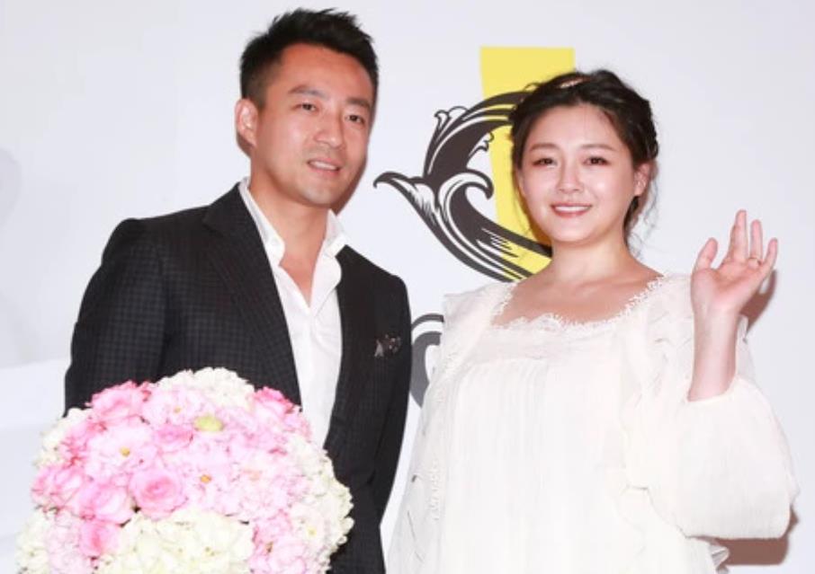 汪小菲妈妈点赞贬低儿媳妇言论,疑吐槽大S不好伺候!