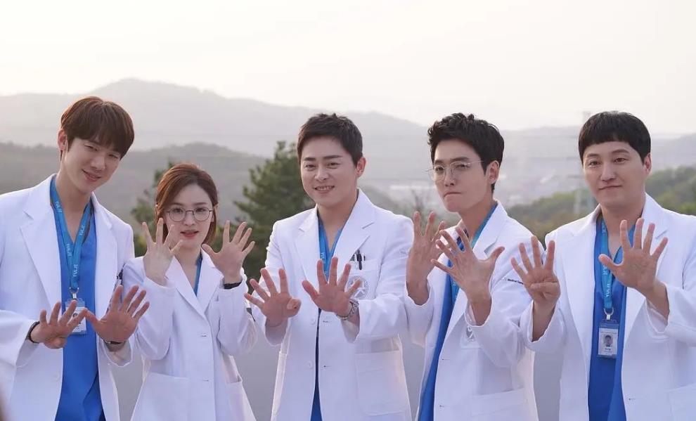 机智的医生生活第二季第九集 e63e396456f149018bd488267ba189a3.jpeg