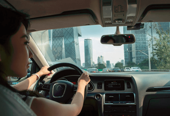 老司机开车技巧视频教程 265881eef0364778b976606878afe9fa.png