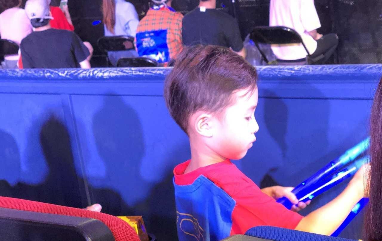 易烊千玺爸妈干啥的 a95103367cb8425ebf0d39e11824a366.jpeg