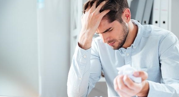 垃圾|肝功能好的人，晨起一般没这4个“标志”