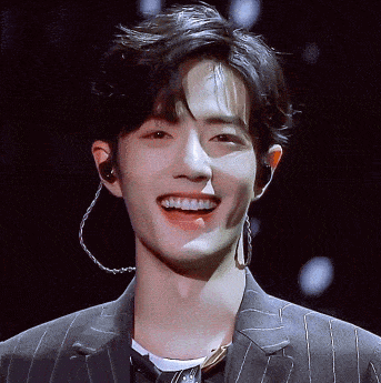 明星笑容大pk赵露思甜美可人肖战温柔治愈谁是你心中no1