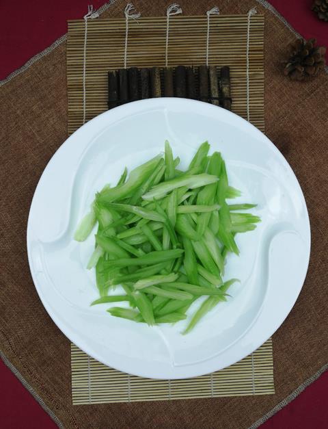 啥时候种芹菜最佳 33ea440056894688b2e862b3f33965b5.jpeg