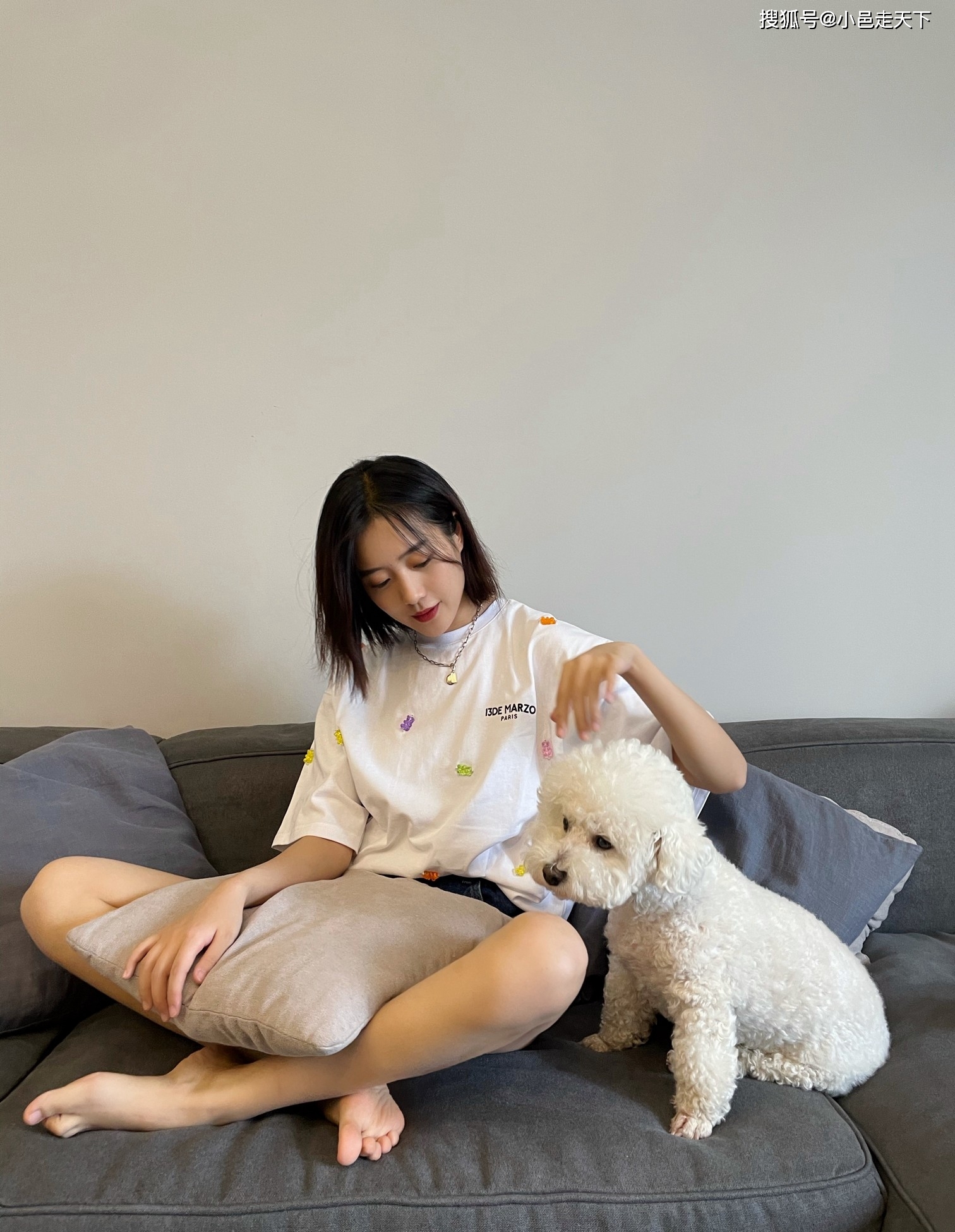 王梓薇居家写真合集