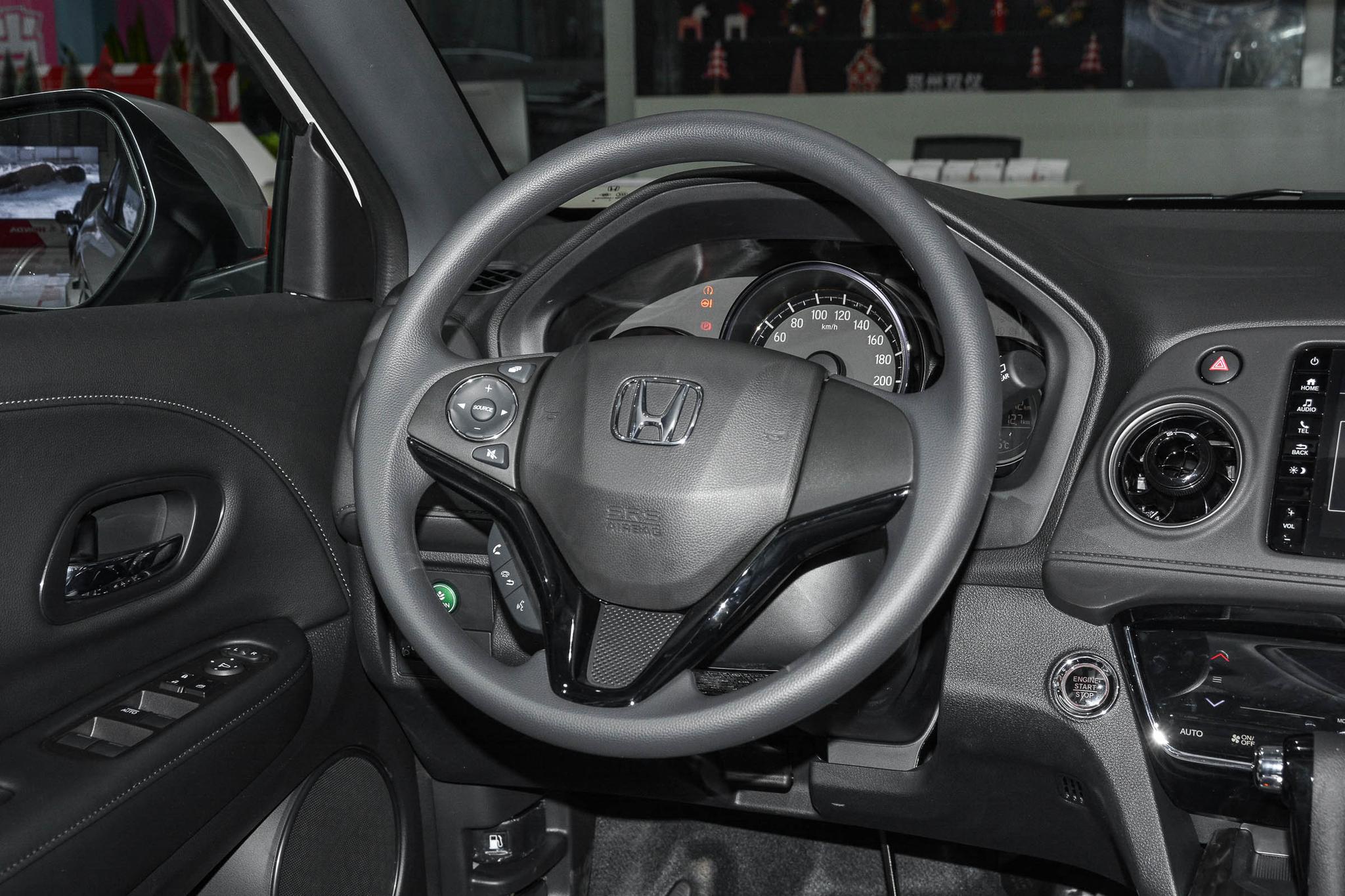 日系增压自动挡油耗61l大空间合资suv实惠可靠实拍本田xrv