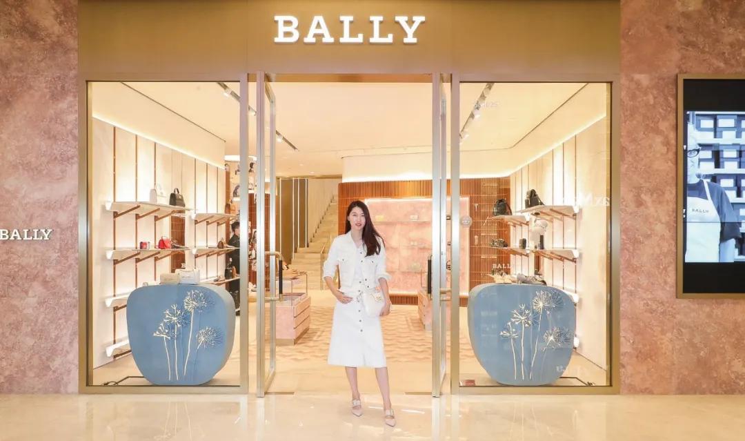 系列|林允成菲拉格慕全球品牌代言人，GUCCI上海大秀群星闪耀…