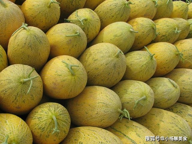 哈密瓜怎么看熟没熟 c005077627624920ab5b881f79cb9a2c.jpeg