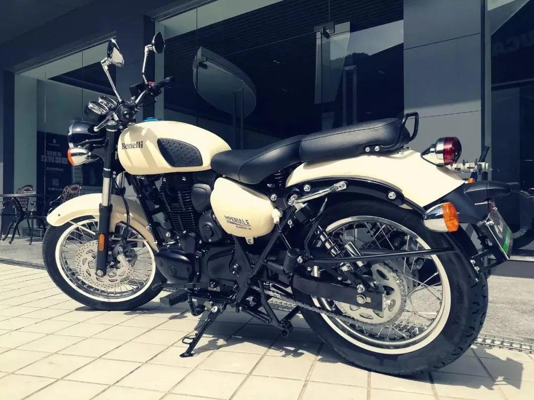 不怕沙暴的沙色摩托推荐一贝纳利imperiale帝国400