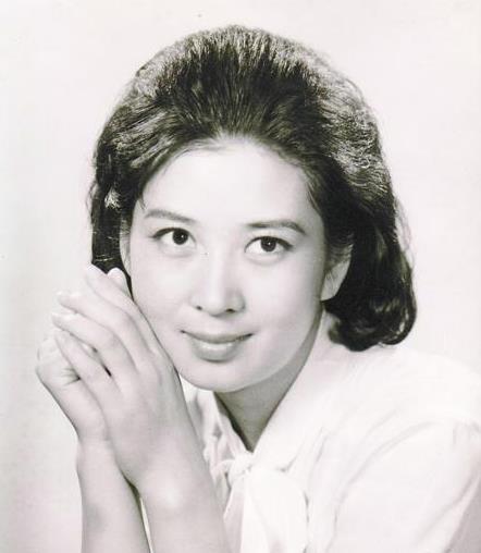 "海霞"吴海燕:一夜走红,错失《庐山恋》,66岁风采依旧