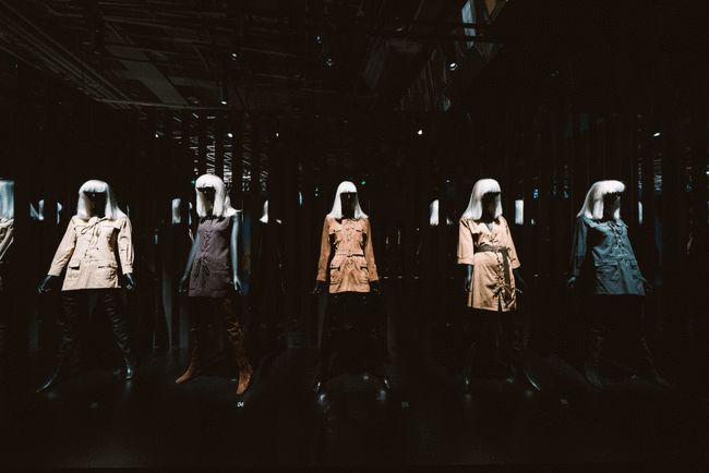 Betty|圣罗兰时尚展限时登陆上海，致敬“灵感缪斯”Betty Catroux！