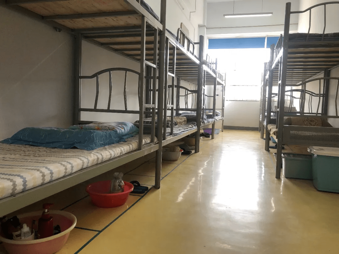 播优私塾高考集训营2022招生简章有漏洞被家长发现了